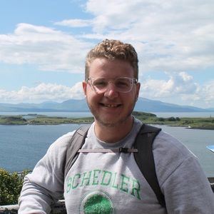 Meet your Posher, Zachary